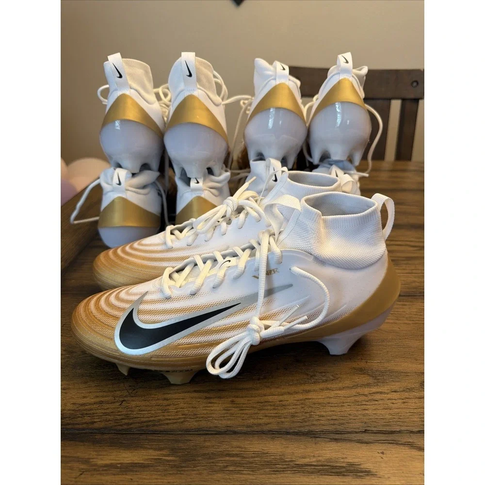 Brand new Nike Air Zoom Vapor Pro 1 Football Cleats White/Gold Men's Size 11